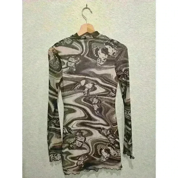 Nwot.Urban Outfitters. UO Alessia Mock Neck Mini Dress. - Picture 3 of 8